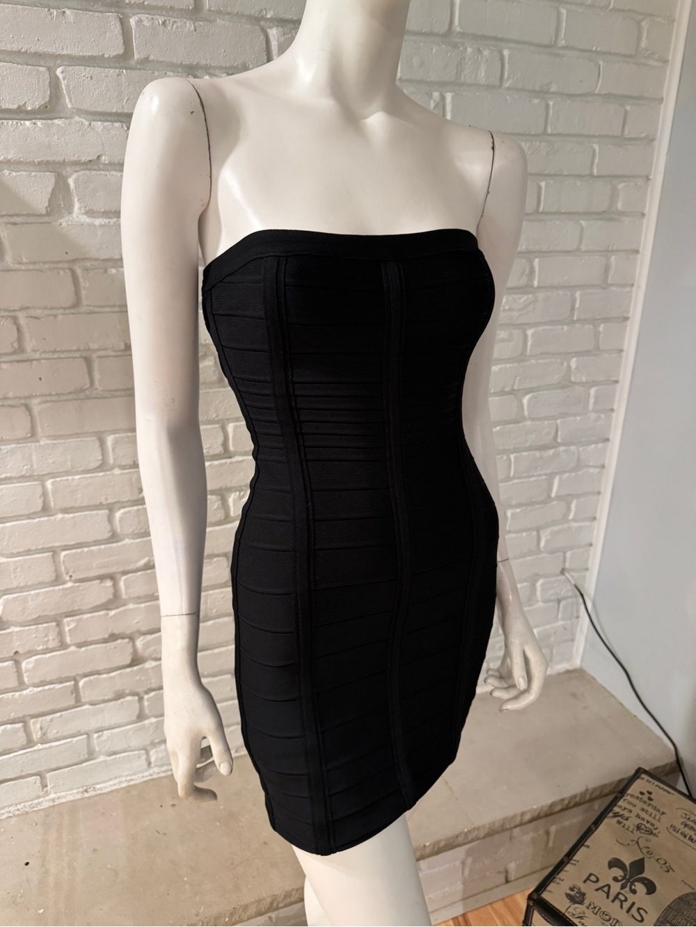 Hervé Léger Black Strapless Bandage Bodycon Mini Dress Size Small - Picture 7 of 15